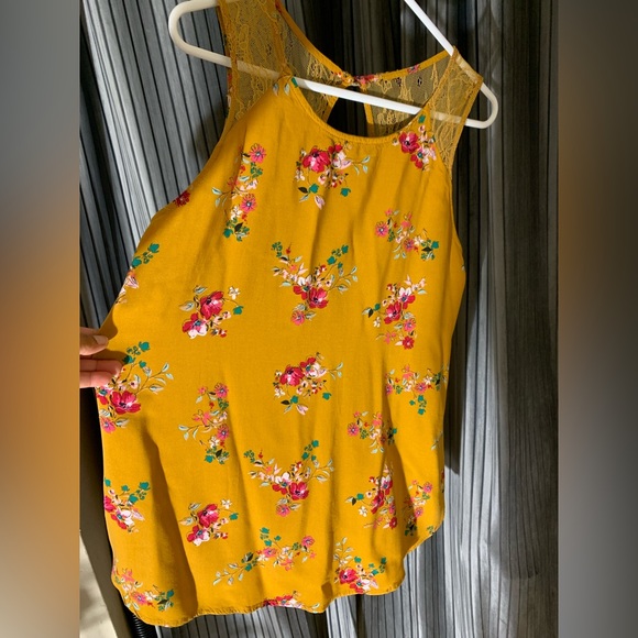 Gypsies & Moondust Gold Sleeveless Tank Top Floral - Picture 2 of 5